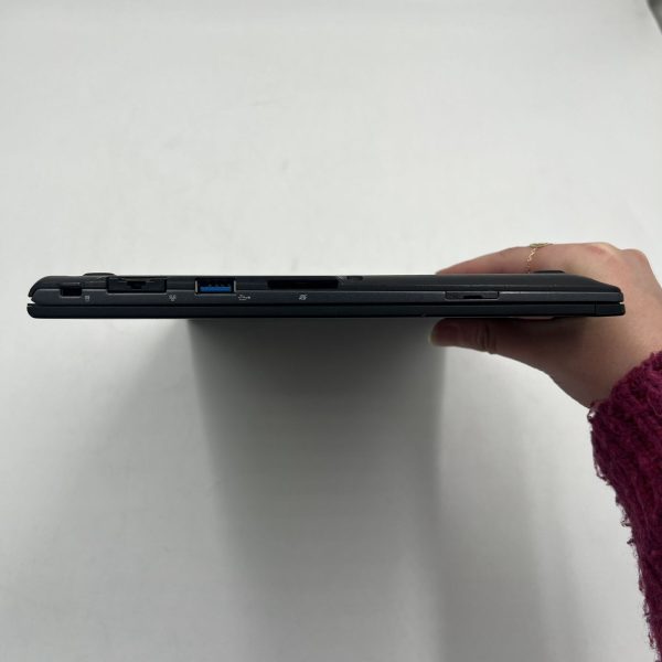 Laptop Fujitsu Life Book U937 - Image 2